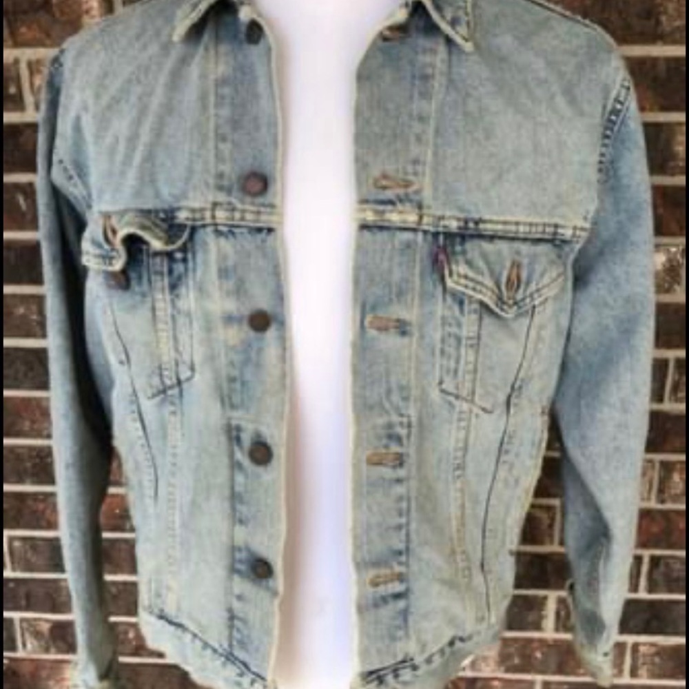 Levi’s denim trucker jacket sz L